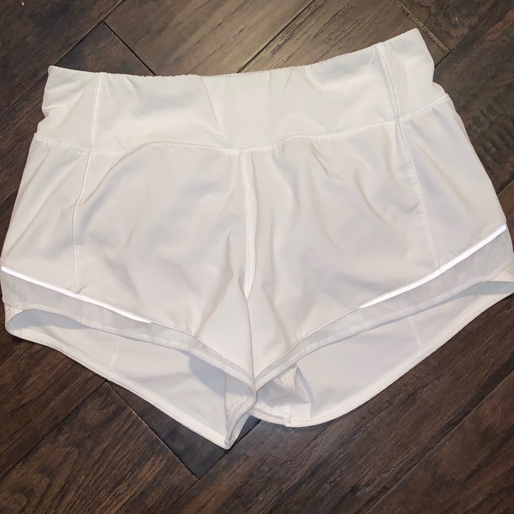 white lululemon shorts